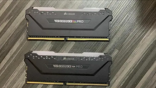 Corsair Vengeance Pro DDR4 32gb (2x16gb) · Photo 1