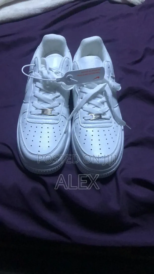 Nike Air Force 1 · Photo 1