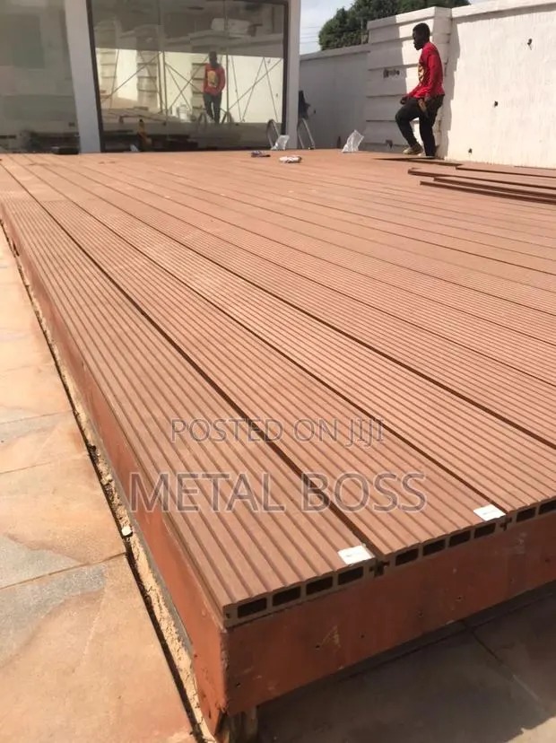 WPC Decking · Photo 2
