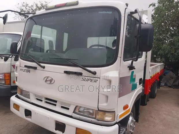 Hyundai 5ton · Photo 1
