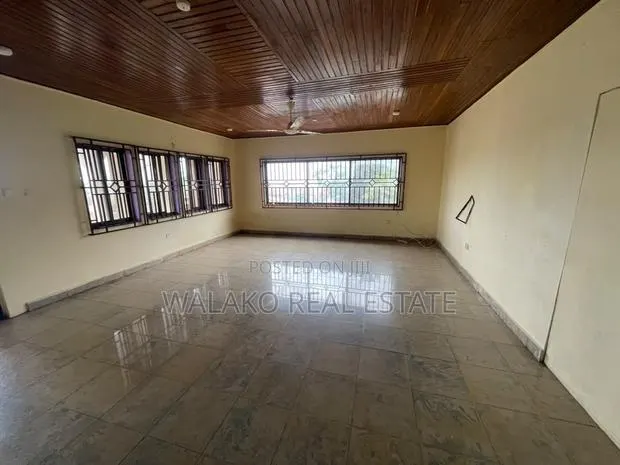 2bdrm Apartment in Awoshie for rent · Photo 1