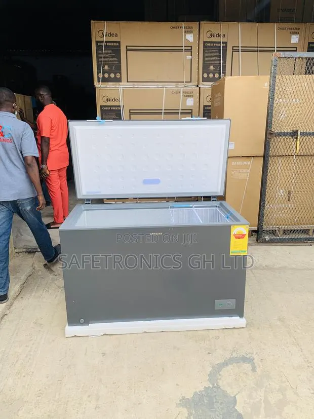Top Class Samsung 371l Chest Freezer (Model Ri70f37v1gagh) Grey · Photo 1