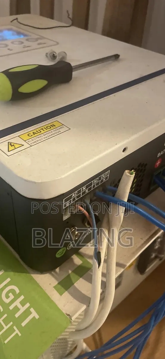 Solar Inverter 10.2kw · Photo 2