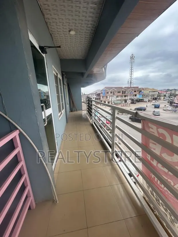1bdrm Apartment in Realtor Store, Accra Metropolitan for rent · Photo 1