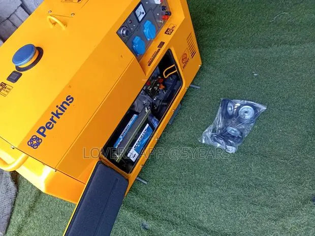 Top-Rated 50hz 10kva Diesel Keystart Perkins Generator · Photo 1