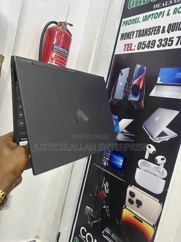 Laptop HP Victus 15 16GB Intel Core i5 SSD 1T · Photo 1
