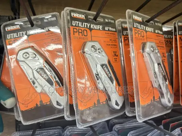 Utility Safety Knife Pro · Photo 1