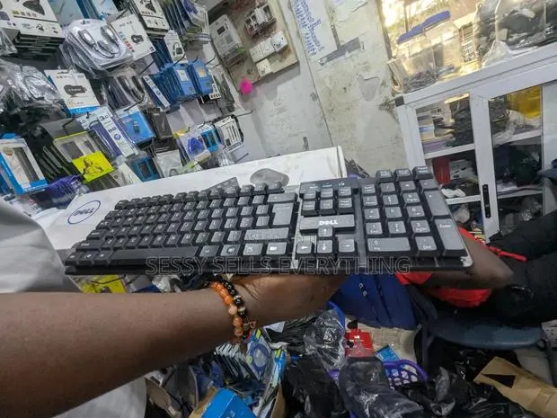 Dell Wireless Mouse and Keyboard · Photo 1