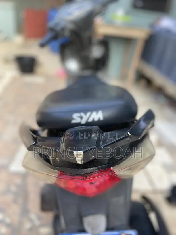 SYM Symnh 2025 Black · Photo 1