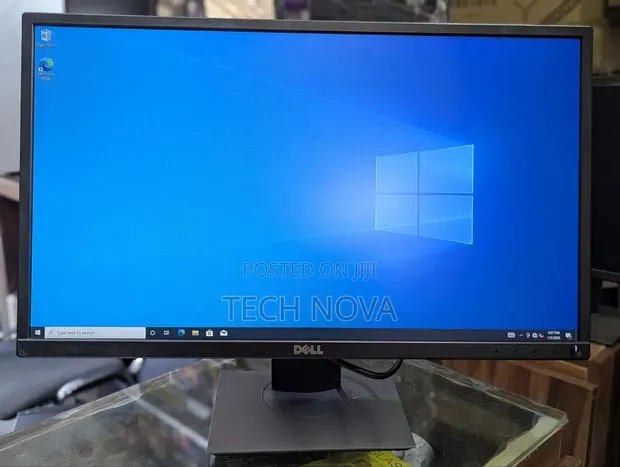 Dell P2317h 23" Full Hd 1080p Led Backlit LCD Monitor · Photo 1