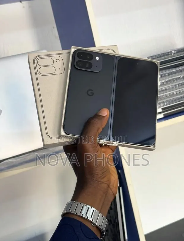 New Google Pixel 9 Pro Fold 256 GB Black · Photo 1