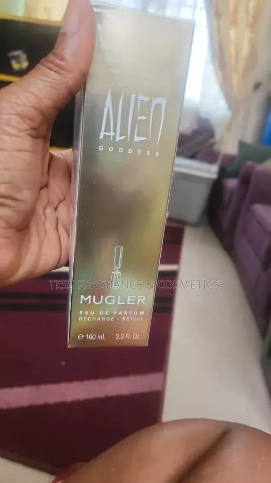 Alien Goddess Mugler · Photo 1