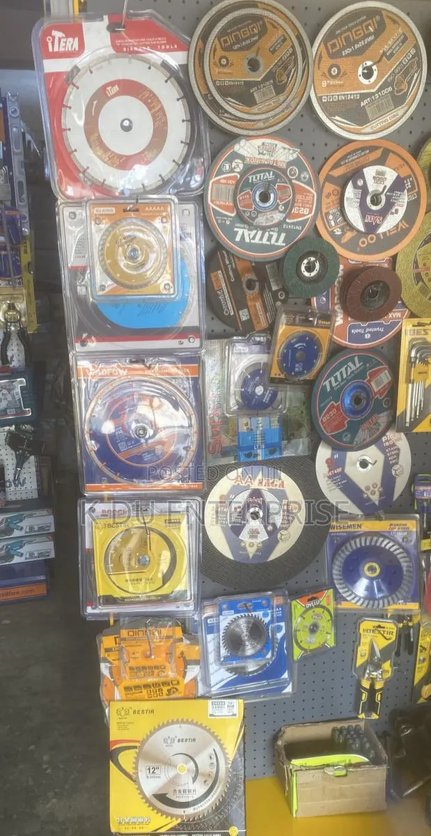 Cutting Discs All Sizes and Types · Photo 1