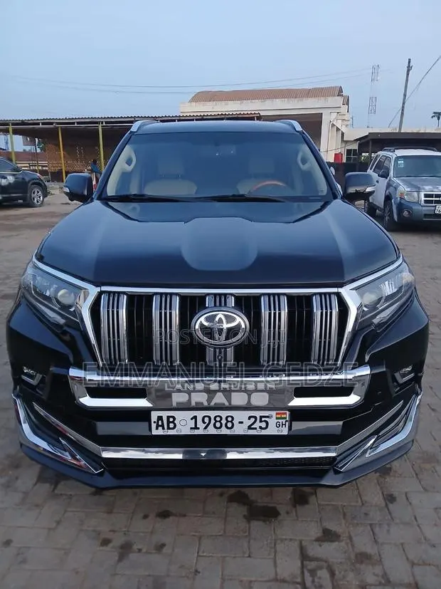 Prado Rental - Booking Available · Photo 1