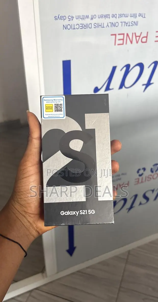New Samsung Galaxy S21 5G 128 GB Black · Photo 1