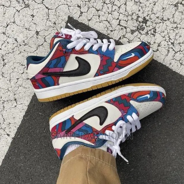Air Low SB Dunk · Photo 1