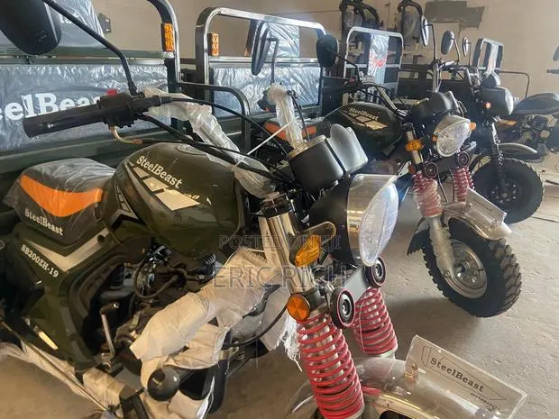 New Motorcycle 2026 Green · Photo 1