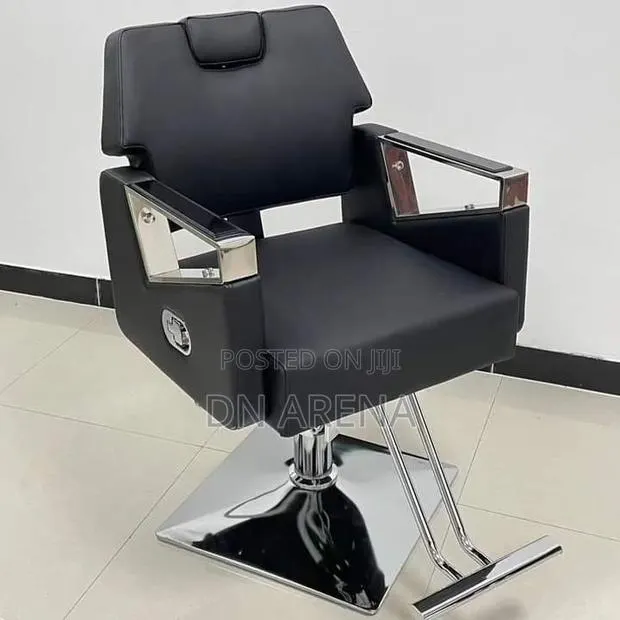 Interiors Salon Chair (Leather,Black)
Barbers Chair · Photo 1