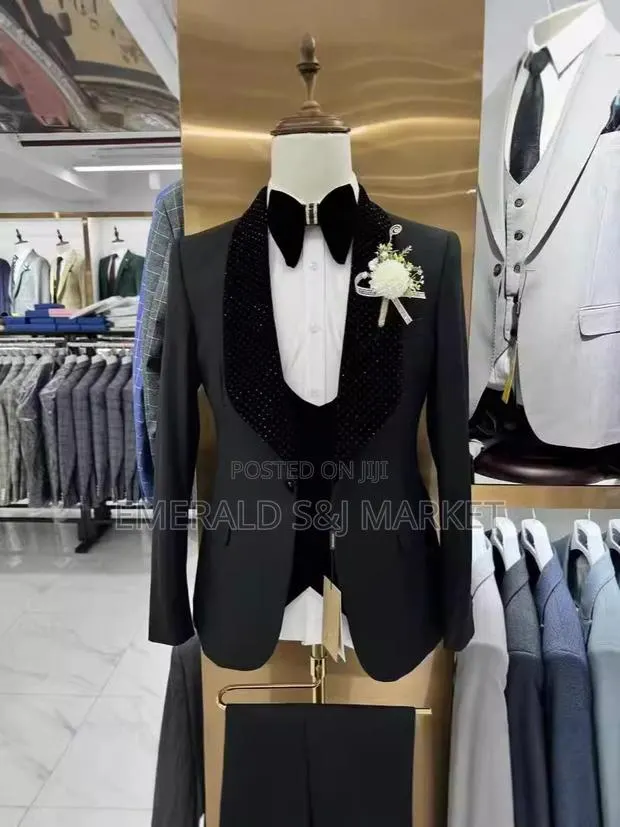 Men’S Suit Wedding Mario Casas · Photo 1
