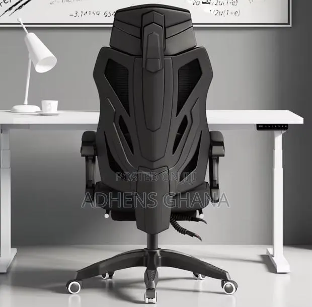 Ergonomic High-Back Office Chair With Retractable Footrest- Black