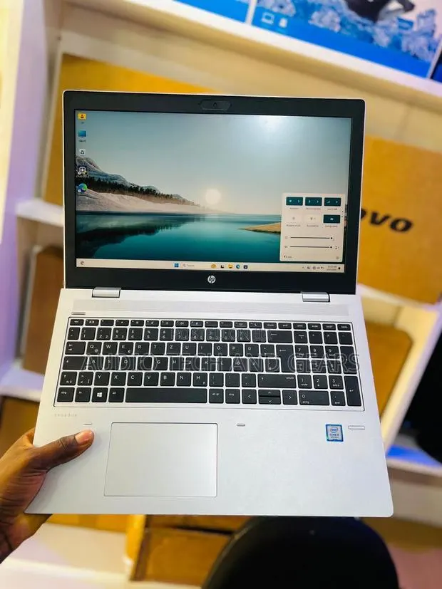 Laptop HP EliteBook 840 G5 8GB Intel Core I5 SSD 256GB · Photo 1