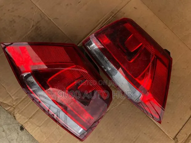 Volkswagen Golf 2013, 2014, 2015, 2016, 2017 Taillight | Foreign Used · Photo 1