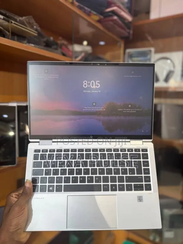 Laptop HP EliteBook x360 1030 G7 16GB Intel Core i5 SSD 256GB · Photo 1