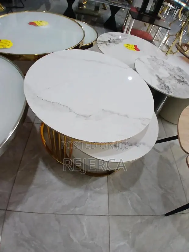 Durable Center Table · Photo 1