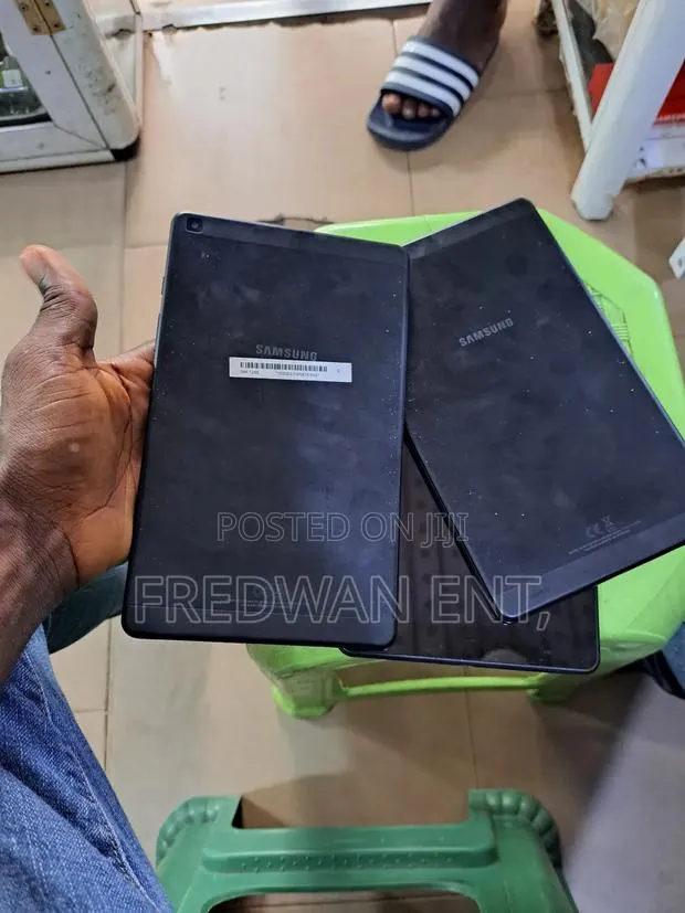 Samsung Galaxy Tab A 8.0 (2019) 32 GB Black · Photo 1