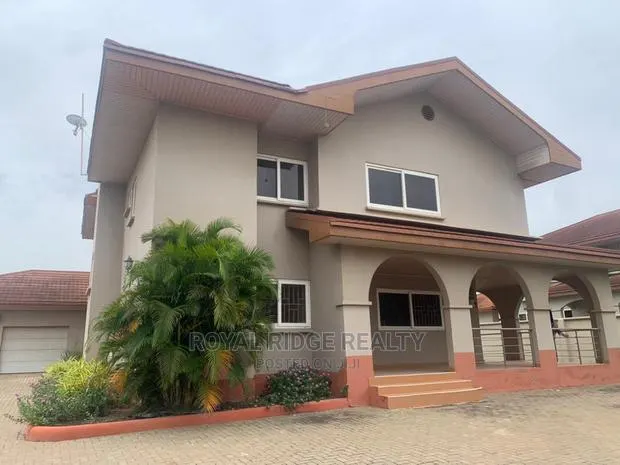 4bdrm Duplex in Regimanuel Estate, Accra Metropolitan for Rent · Photo 1