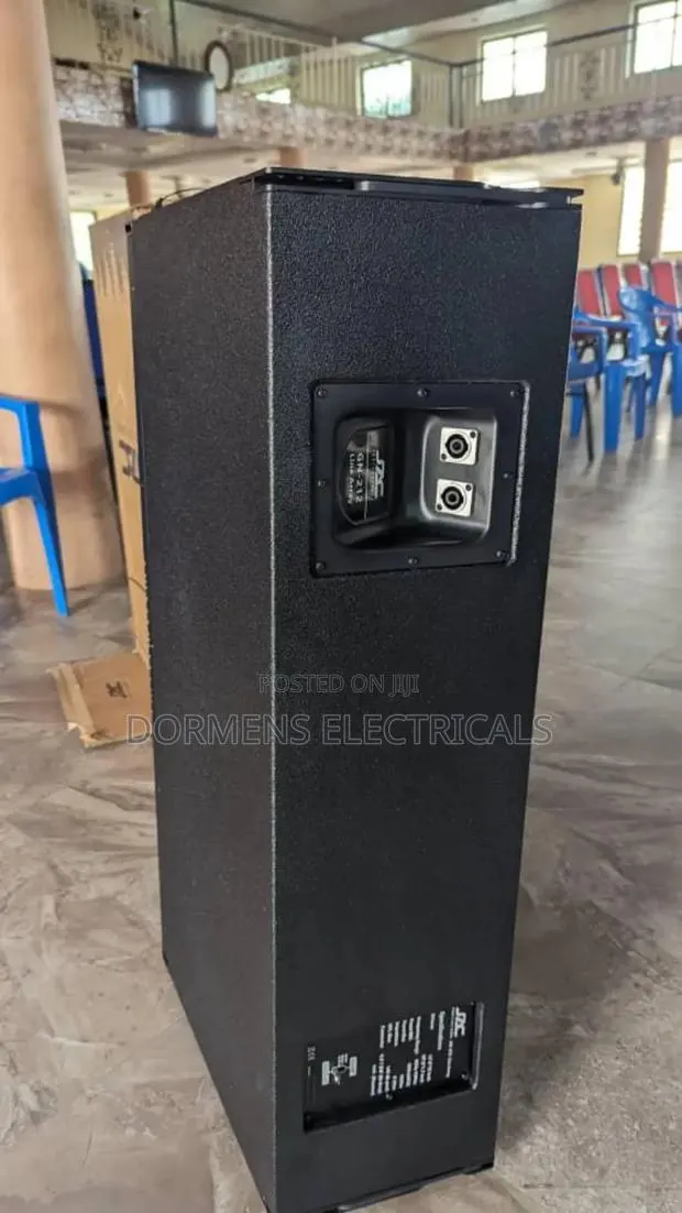 Speaker Line Array · Photo 1