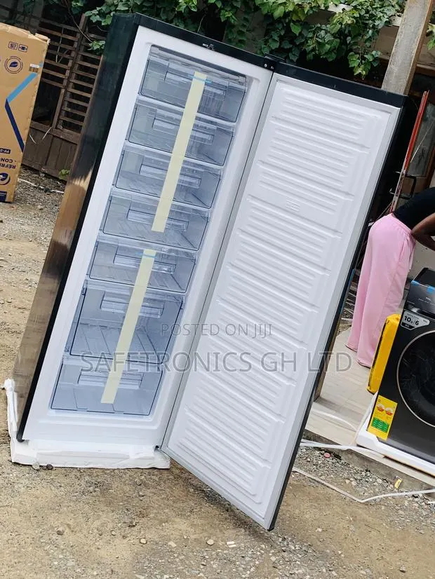 Zealous Best Pearl Upright Freezer PUF-370 Single-Door, 225L Standing · Photo 1