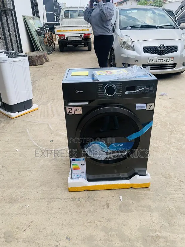 Amazing Deal on Midea Wm Front Load Full Auto 8kg · Photo 1