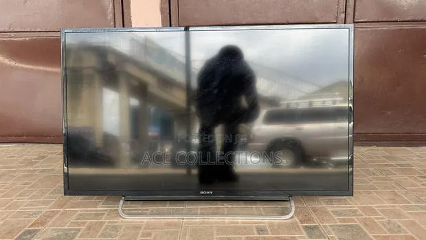 40’’ Sony Smart TV · Photo 1