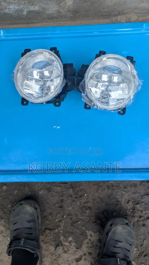 Toyota RAV4 2014 Fog Lights · Photo 1