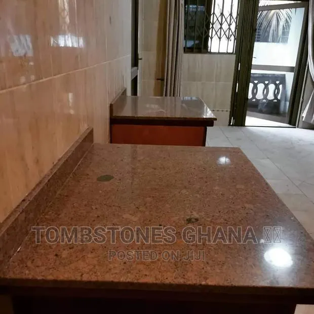 Kitchen Worktops Made Out of Quartz · Photo 1