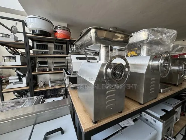 Meat Mincer/Grinder 22l/250kg · Photo 1