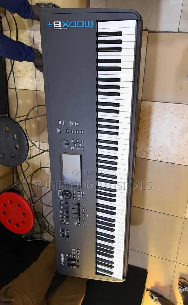 Yamaha Modx8+ 88 Keys Keyboard · Photo 1