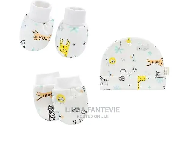 Baby Hat and Mittens Set · Photo 1