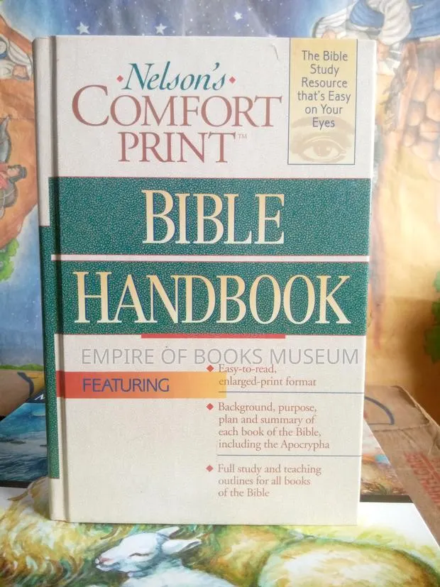 Nelson's Comfort Print Bible Handbook · Photo 1