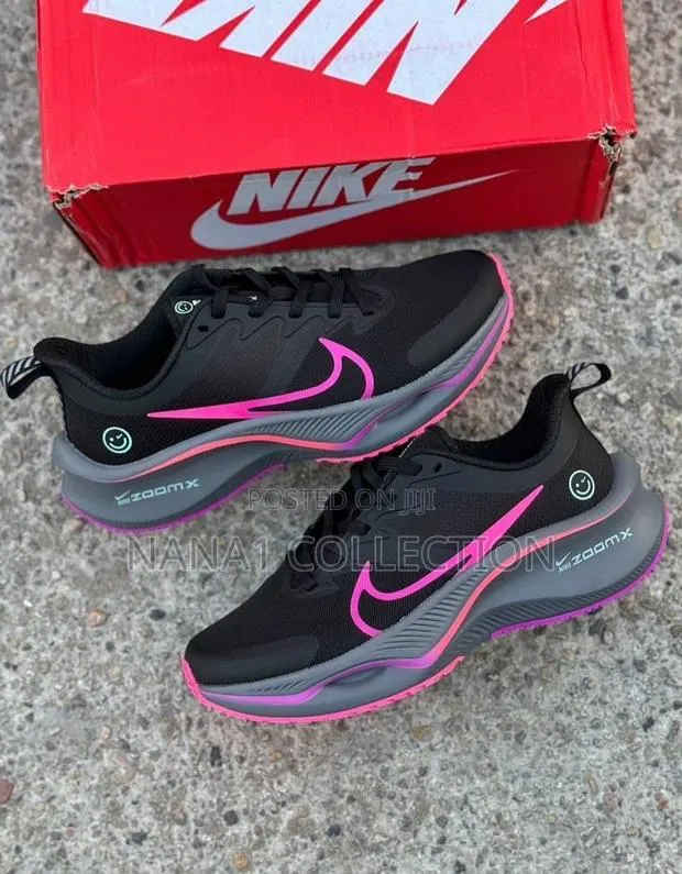 Nike Zoom X Sneakers · Photo 1