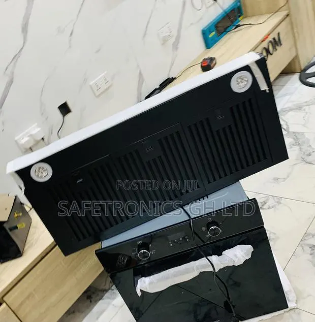 High Efficiency Black Kenwood 90cm Extractor (Model 900t2 or 90072) · Photo 1