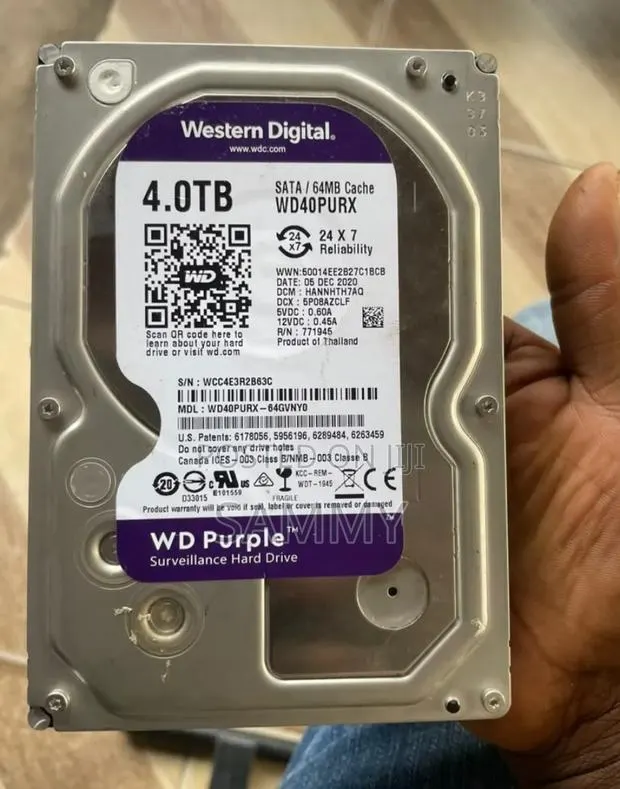 4tb Wd Desktop Hard Drive · Photo 1
