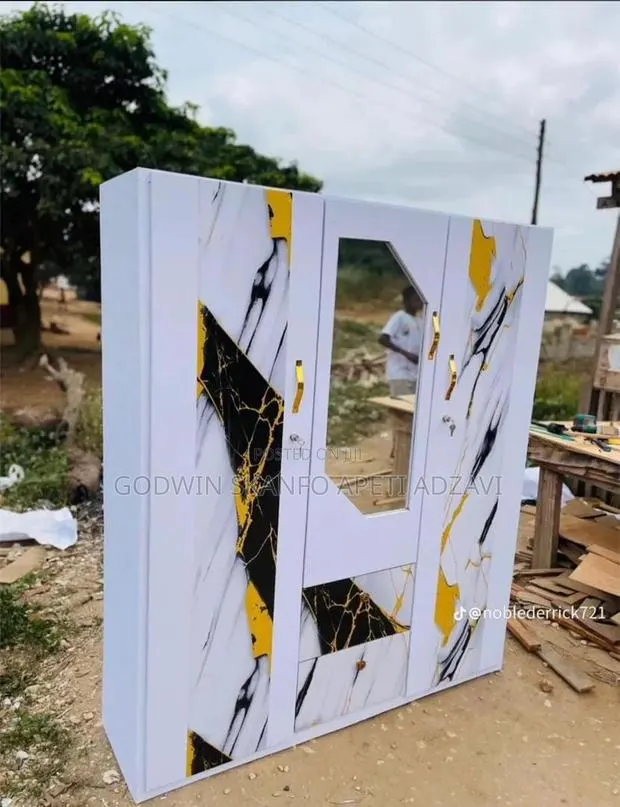 Wardrobes 3in1 Available · Photo 1