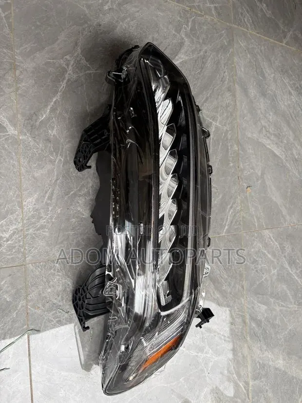 Honda Accord Touring Headlamp 2018 2019 2020 2021 · Photo 1