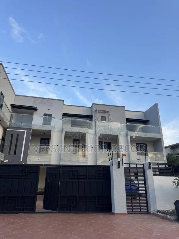 2bdrm Apartment in Adjiriganor for rent · Photo 1