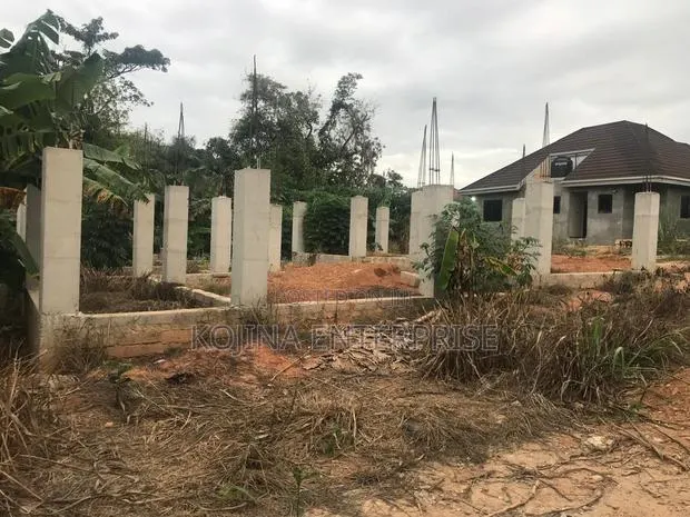 Prime Land With Ongoing Structure For Sale At Apire – Darko · Photo 1