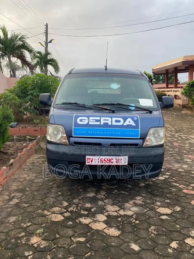 Kia Pregio 2005 · Photo 1