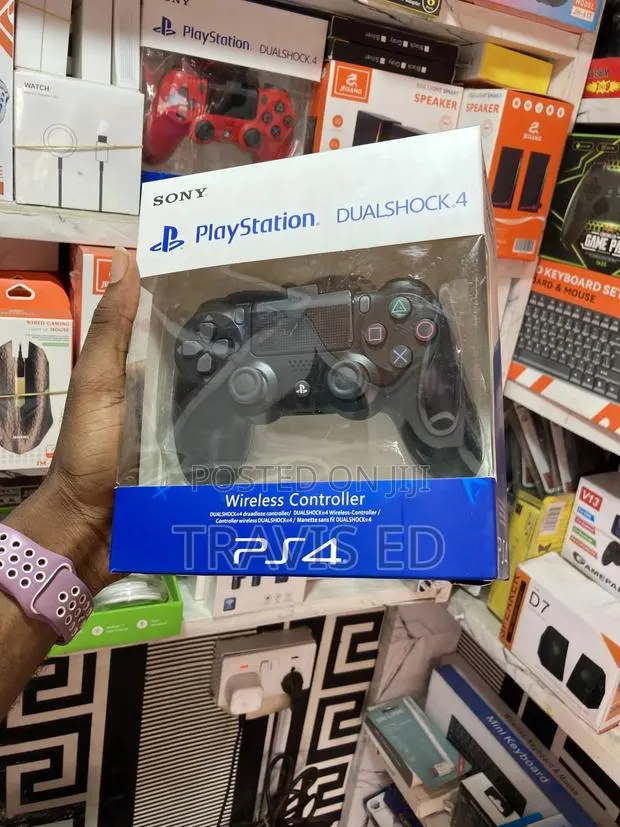 Ps4 Controllers · Photo 1