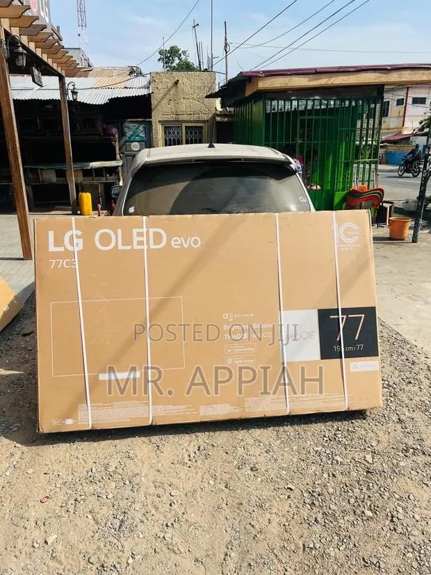Premium TV LG 77 Oled C3 4k Smart(2023 Model) · Photo 1